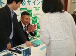  地元・奈良県出身のM-1王者、笑い飯・哲夫さんのトーク＆サイン会を開催しました！
